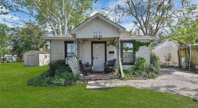 Photo of 2531 S Grand Blvd, Pearland, TX 77581
