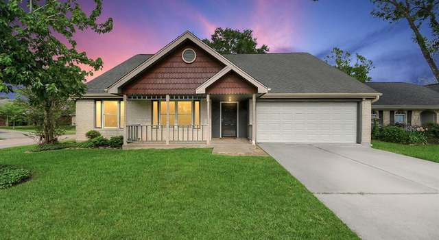 Photo of 2903 Auburn Dr, Pearland, TX 77584
