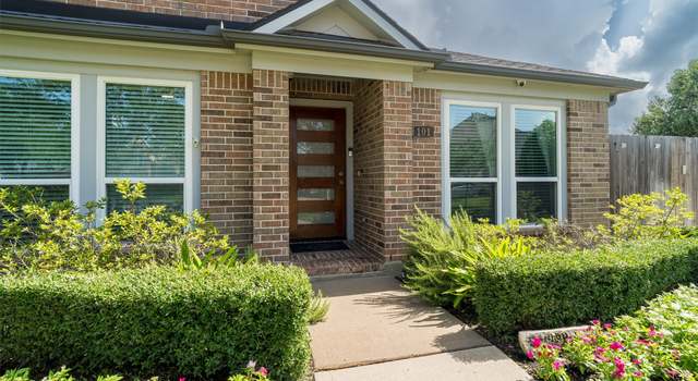 Photo of 101 Grand Falls Ct, Dickinson, TX 77539