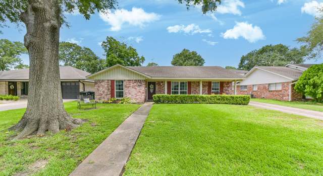 Photo of 1721 Bowline Rd, Houston, TX 77062