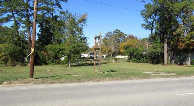 Photo of 924 W Church St, Livingston, TX 77351