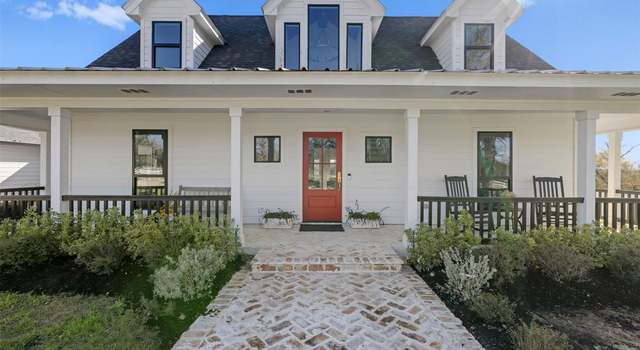 Photo of 150 Rek Hill Rd, Fayetteville, TX 78940