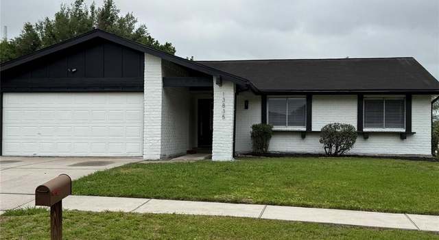 Photo of 13835 Templar Ln, Sugar Land, TX 77498
