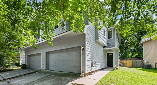 Photo of 157 E Summerhaze Cir, The Woodlands, TX 77382