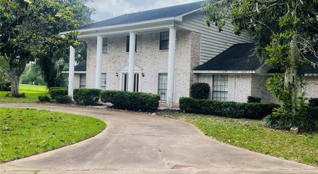 Photo of 2202 River Valley Dr, West Columbia, TX 77486