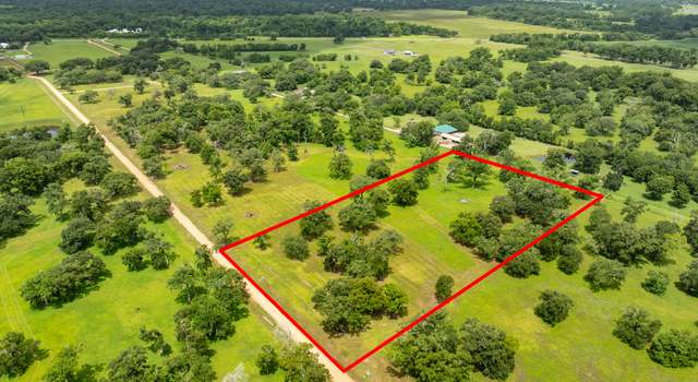 Photo of 315 Valley Oaks Dr, Van Vleck, TX 77482