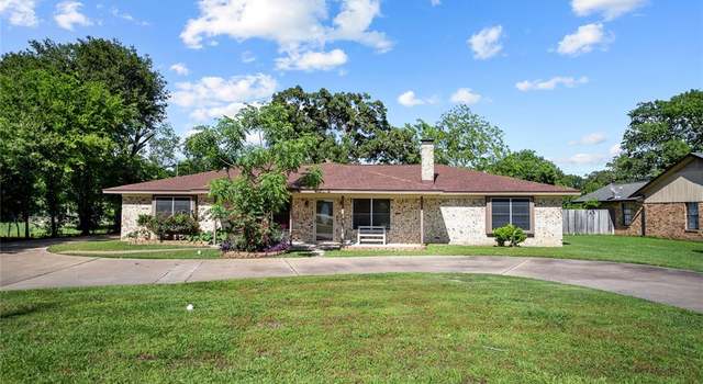 Photo of 606 N Mciver St, Madisonville, TX 77864