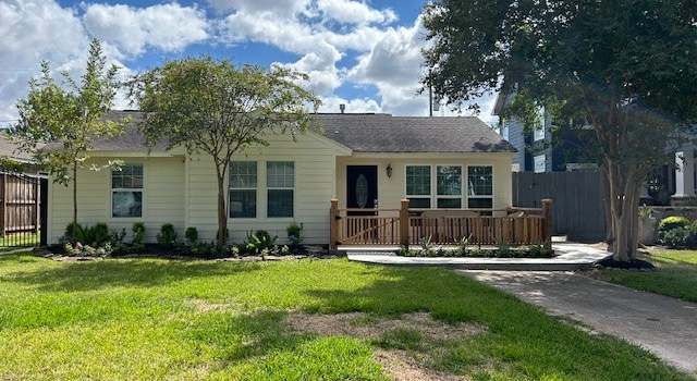 Photo of 1635 Chippendale Rd, Houston, TX 77018