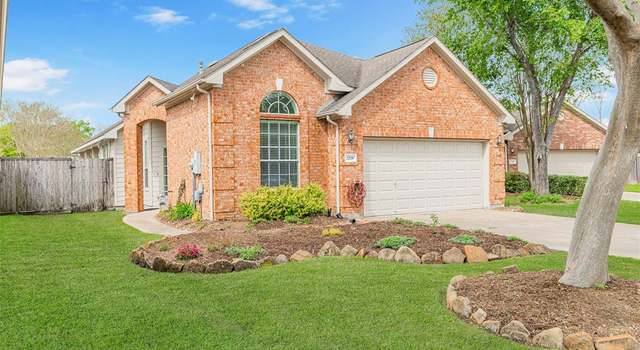 Photo of 2218 W Marsala Ct, Pearland, TX 77581
