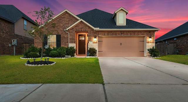 Photo of 1907 Village Orchard Ln, Brookshire, TX 77423