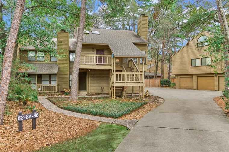 Photo of 86 Cokeberry Ct The Woodlands, TX 77380