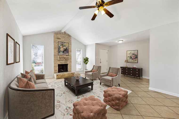 Photo of 5519 Fallengate Dr Spring, TX 77373