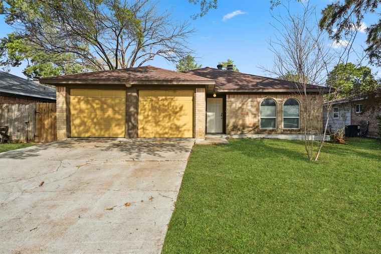 Photo of 5027 Monteith Dr Spring, TX 77373