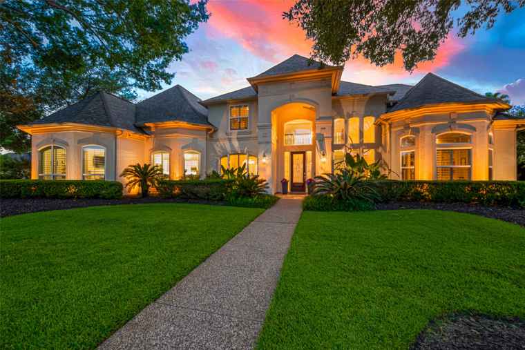 Photo of 2130 Wineberry Dr Katy, TX 77450