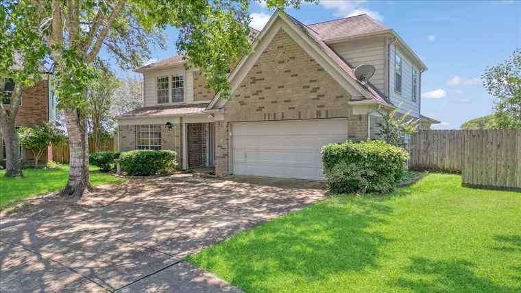 Photo of 4014 Ivywood Dr Pearland, TX 77584