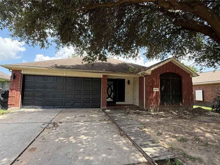 Photo of 26226 Cypresswood Dr Spring, TX 77373