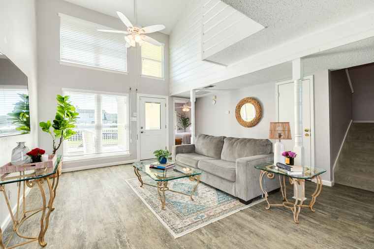 Photo of 805 Calico Jack Cv Galveston, TX 77554