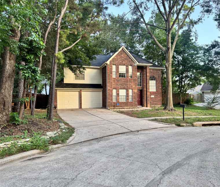 Photo of 2702 Dovewood Ln Spring, TX 77373
