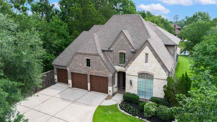 Photo of 203 Oarwood Pl Spring, TX 77389