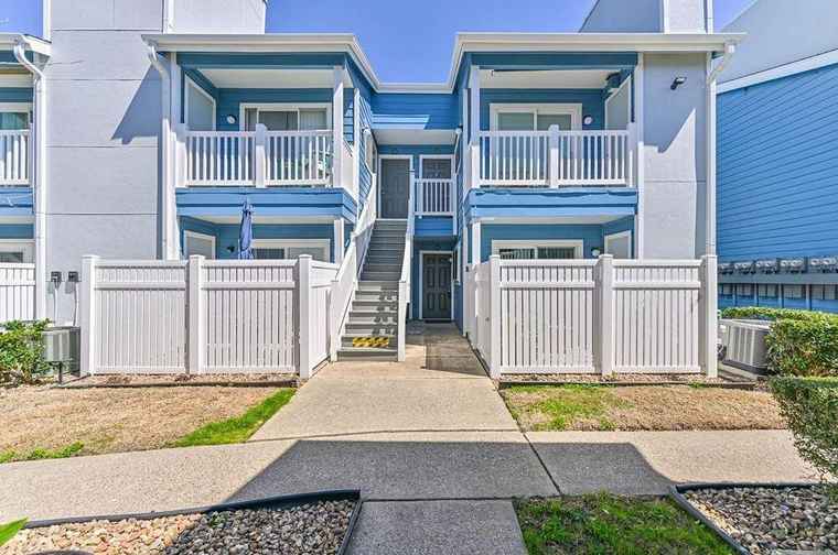 Photo of 3506 Cove View Blvd #1005 Galveston, TX 77554