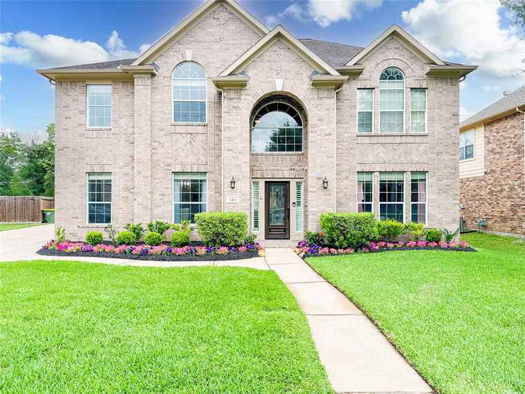 Photo of 2413 Creeks Edge Dr Pearland, TX 77581