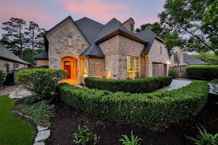Photo of 95 Wood Manor Pl The Woodlands, TX 77381