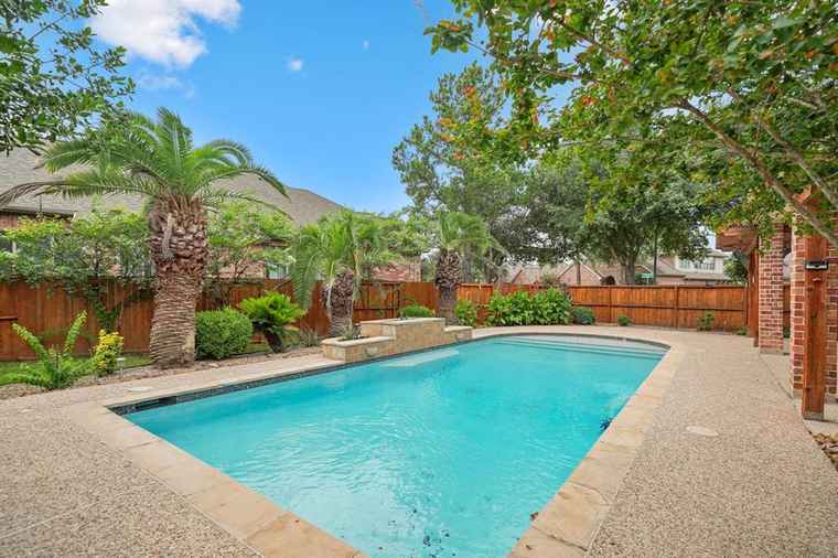 Photo of 12402 Pecos Bluff Ct Humble, TX 77346