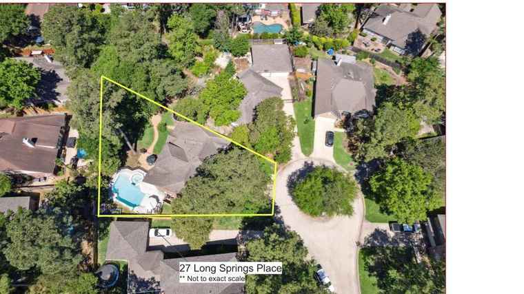 Photo of 27 Long Springs Pl The Woodlands, TX 77382