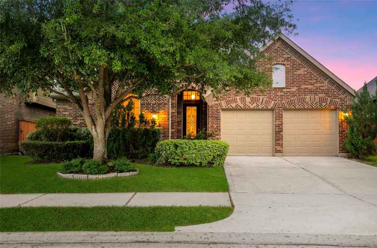 Photo of 10938 Glenrothers Dr Richmond, TX 77407