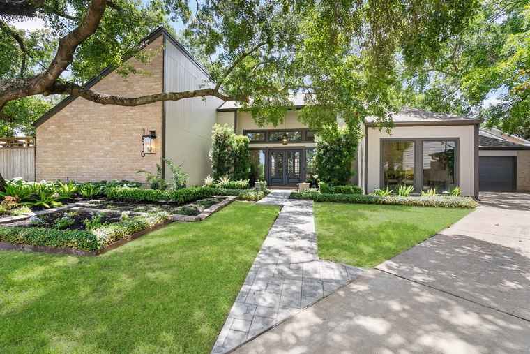 Photo of 1810 Keatley Dr Houston, TX 77077