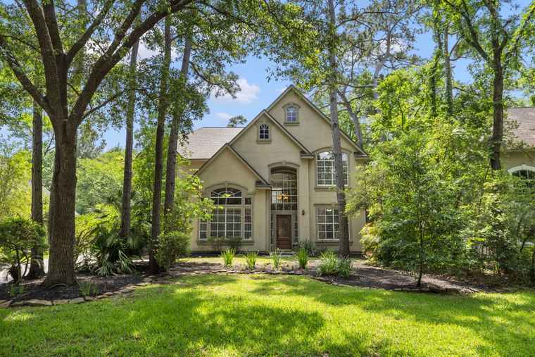 Photo of 37 S Piney Plains Cir The Woodlands, TX 77382
