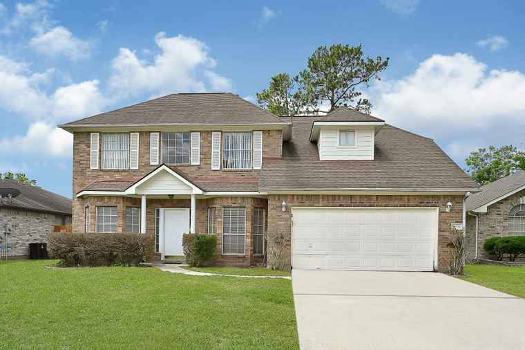 Photo of 3006 Eagle Nest Ln Humble, TX 77396