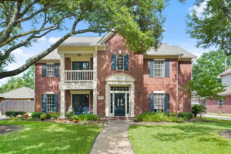 Photo of 3303 Quiet Lake Dr Katy, TX 77450