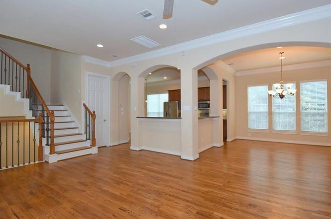 8806 Lakeshore Bend Dr, Houston, TX 77080 | Redfin