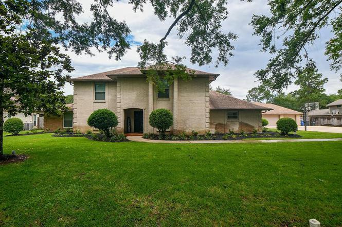 708 Pine Hollow Dr, Friendswood, TX 77546 | MLS# 4635519 | Redfin