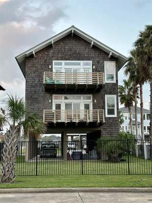 Open Floor Plan Seabrook Tx Homes For Sale Redfin