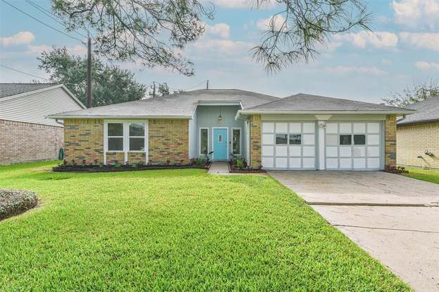 2431 Tall Ships Dr, Friendswood, TX 77546 | MLS# 74088451 | Redfin