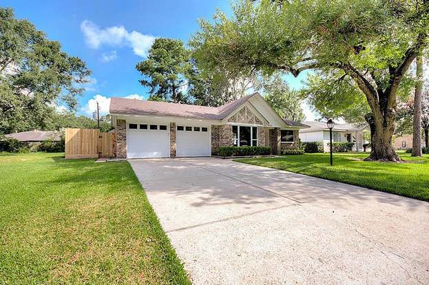 14122 Queensbury Ln Houston Tx 77079 Mls 72597918 Redfin