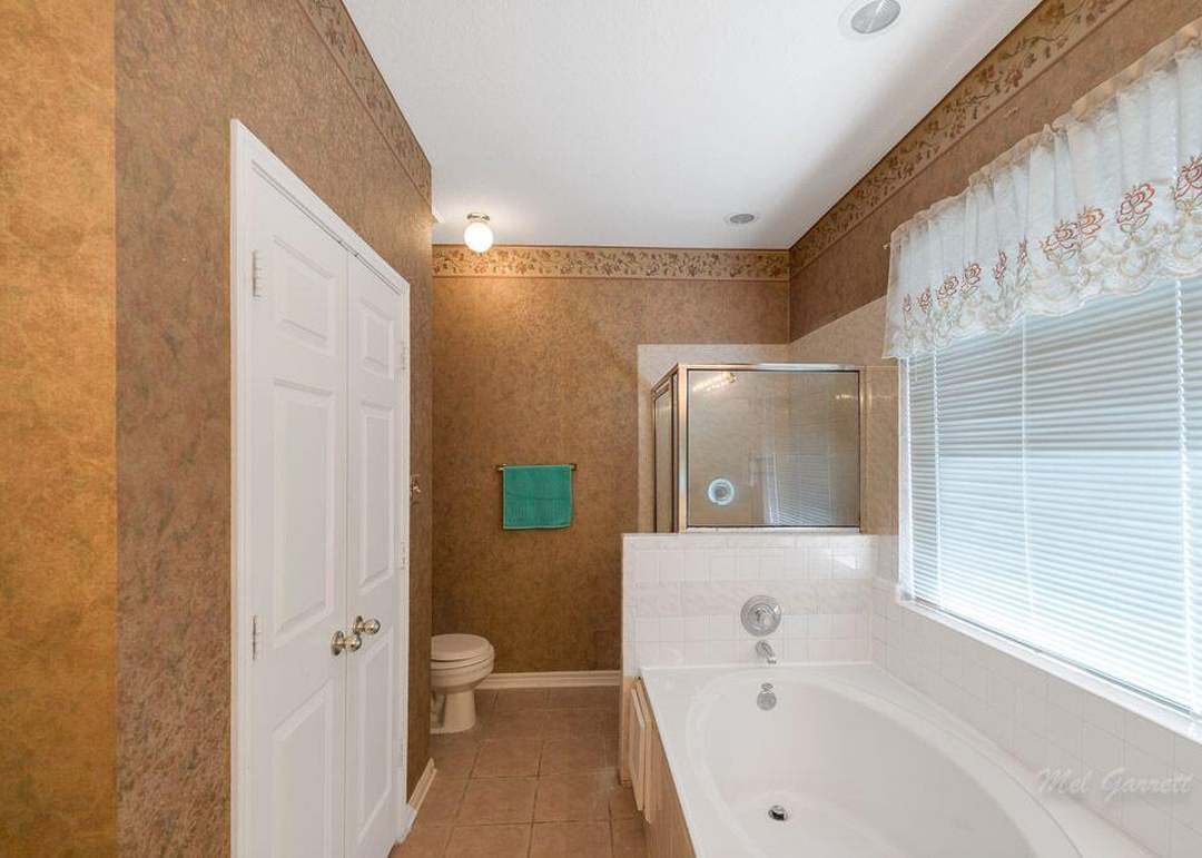 6403 Bosley Ln, Houston, TX 77084