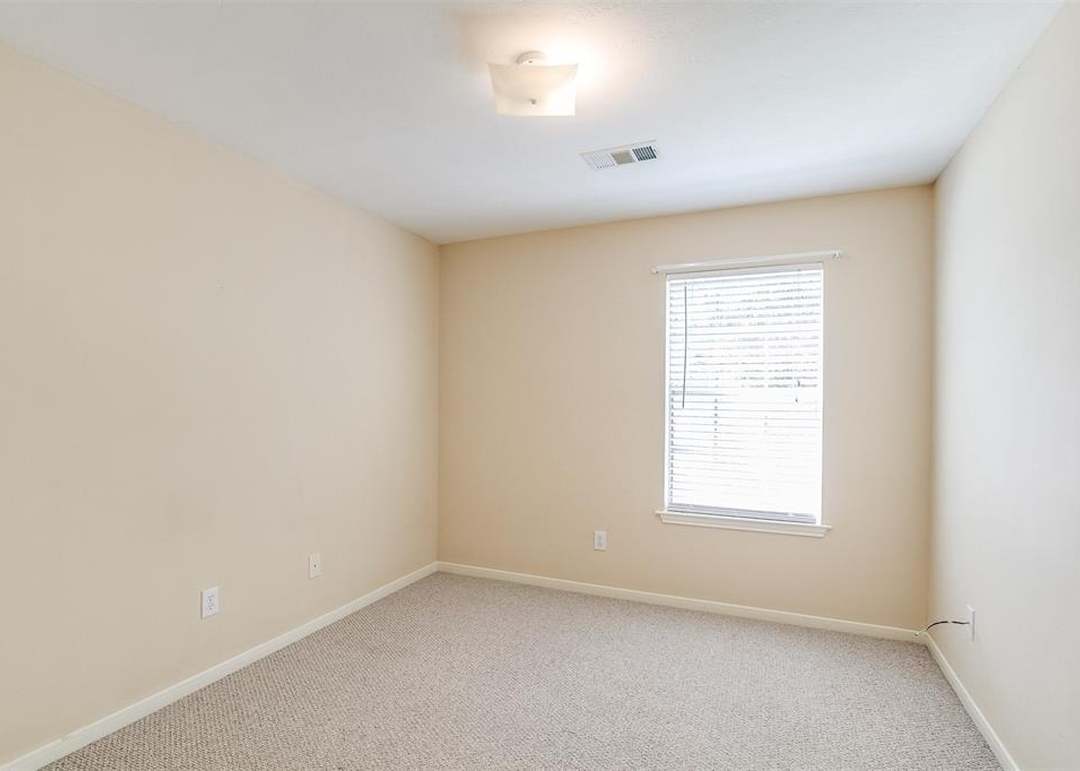 2935 Goldspring Ln, Spring, TX 77373