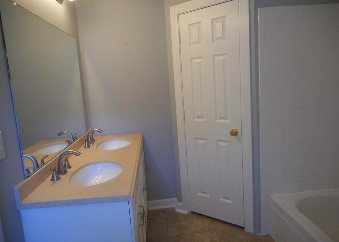 5831 Flower Gate Dr, Spring, TX 77373