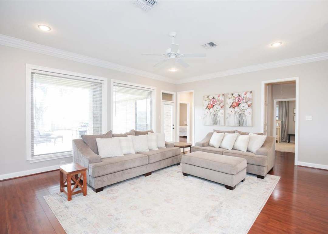 1403 Bittersweet Ct, Richmond, TX 77406