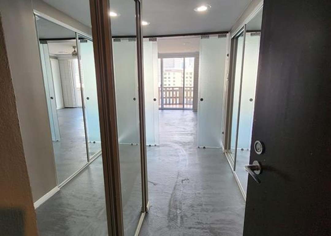 2016 Main St #811, Houston, TX 77002