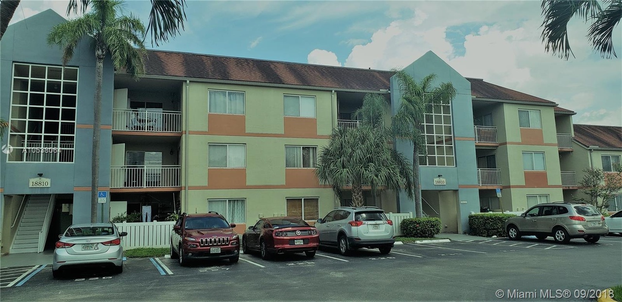 18810 Nw 57th Ave 104 Hialeah Fl 33015 Mls A10538064 Redfin
