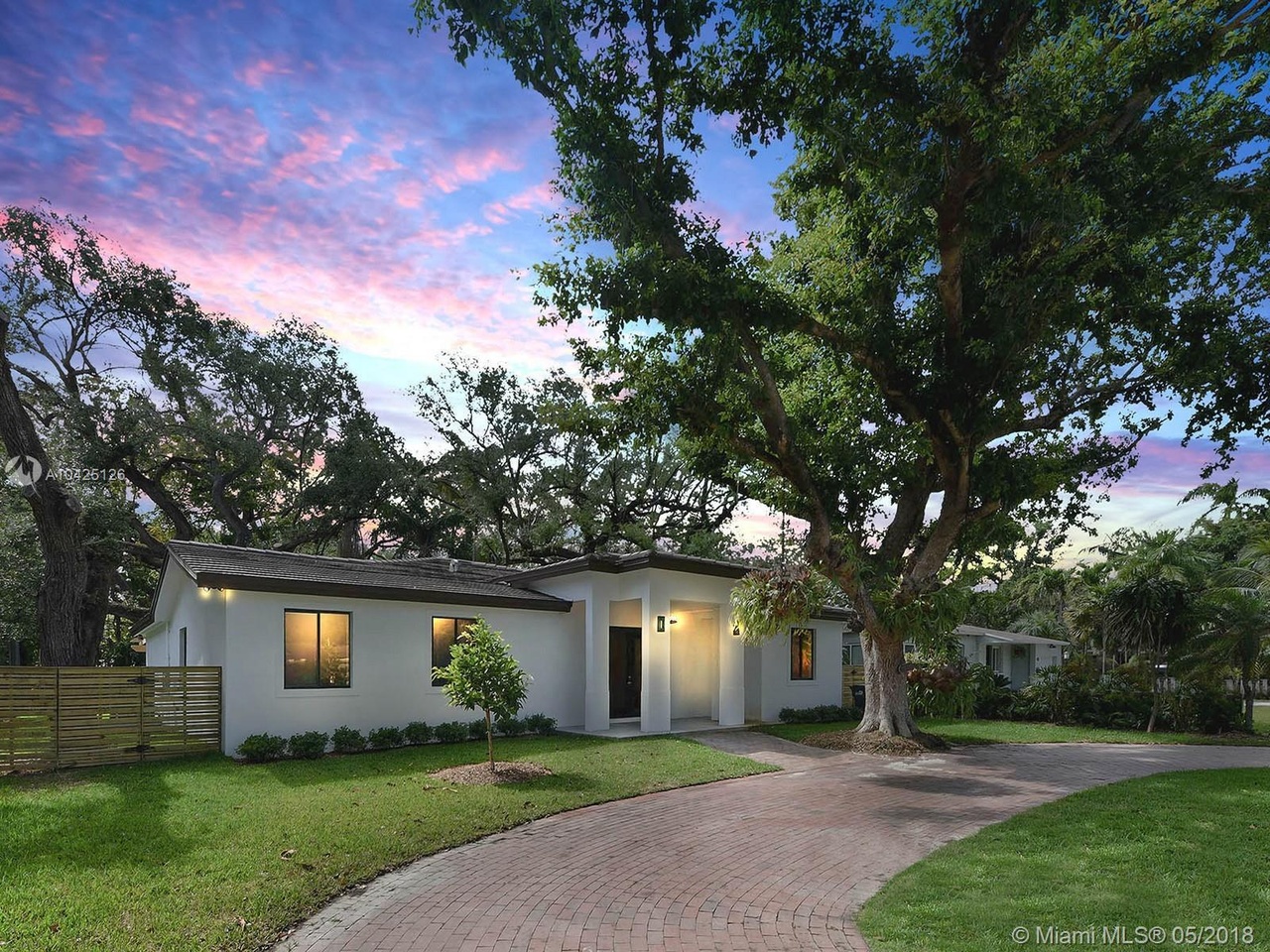 7500 SW 63 Ct, South Miami, FL 33143 | MLS# A10425126 | Redfin