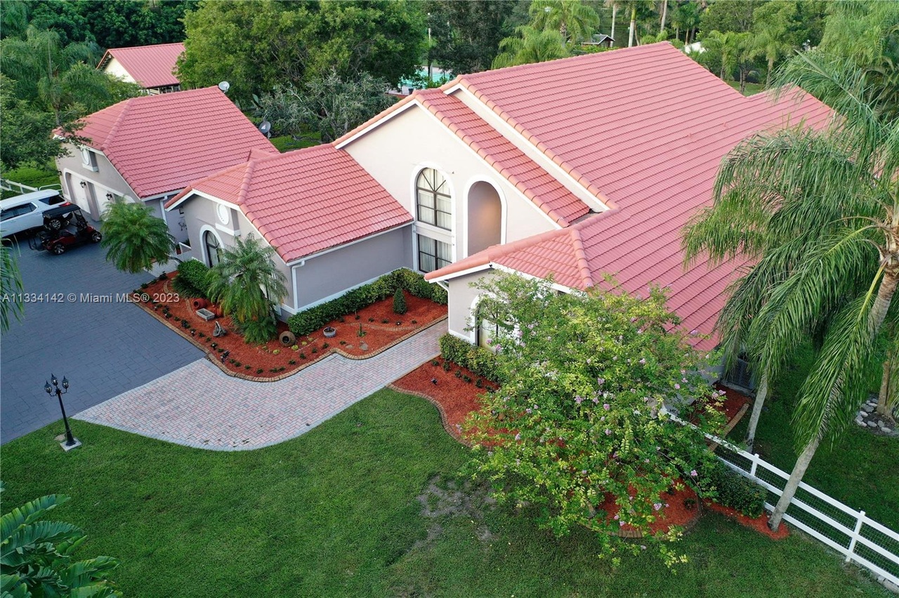 4800 SW 195th Ter, Southwest Ranches, FL 33332 MLS A11334142 Redfin