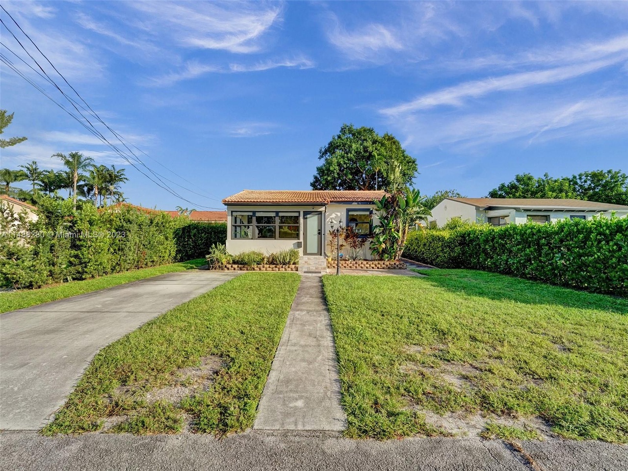 2233 Grant St, Hollywood, FL 33020 | MLS# A11488280 | Redfin