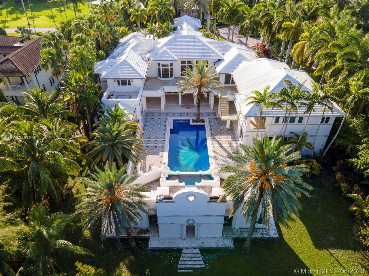 2 Tahiti Beach Island Rd, Coral Gables, FL 33143 | MLS# A10867369 | Redfin