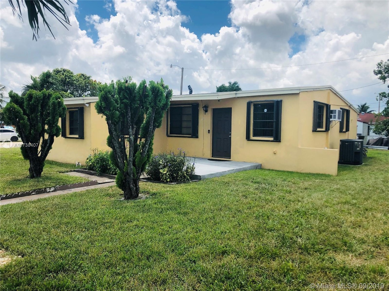 12450 NW 17th Ave, Miami, FL 33167 | MLS# A10738407 | Redfin