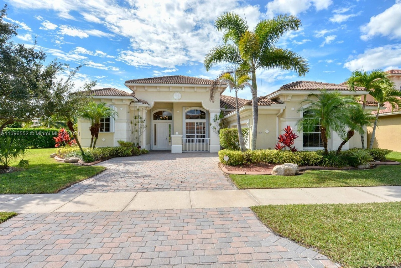 11681 SW Rossano Ln, Port St. Lucie, FL 34987